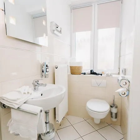 Hotel apartamentowy Youpartments - Zentrale Micro 3*