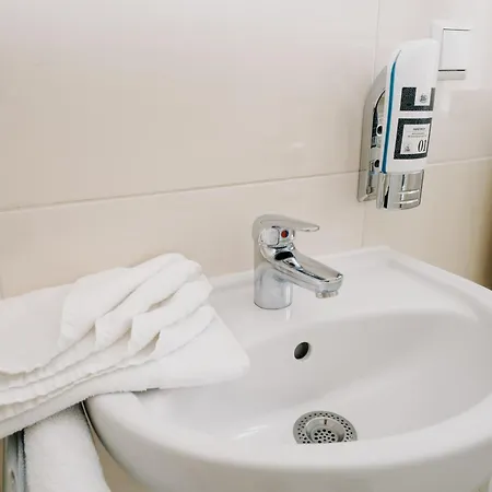 Youpartments - Zentrale Micro Aparthotel