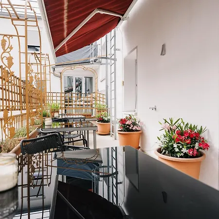 Hotel apartamentowy Youpartments - Zentrale Micro 3*